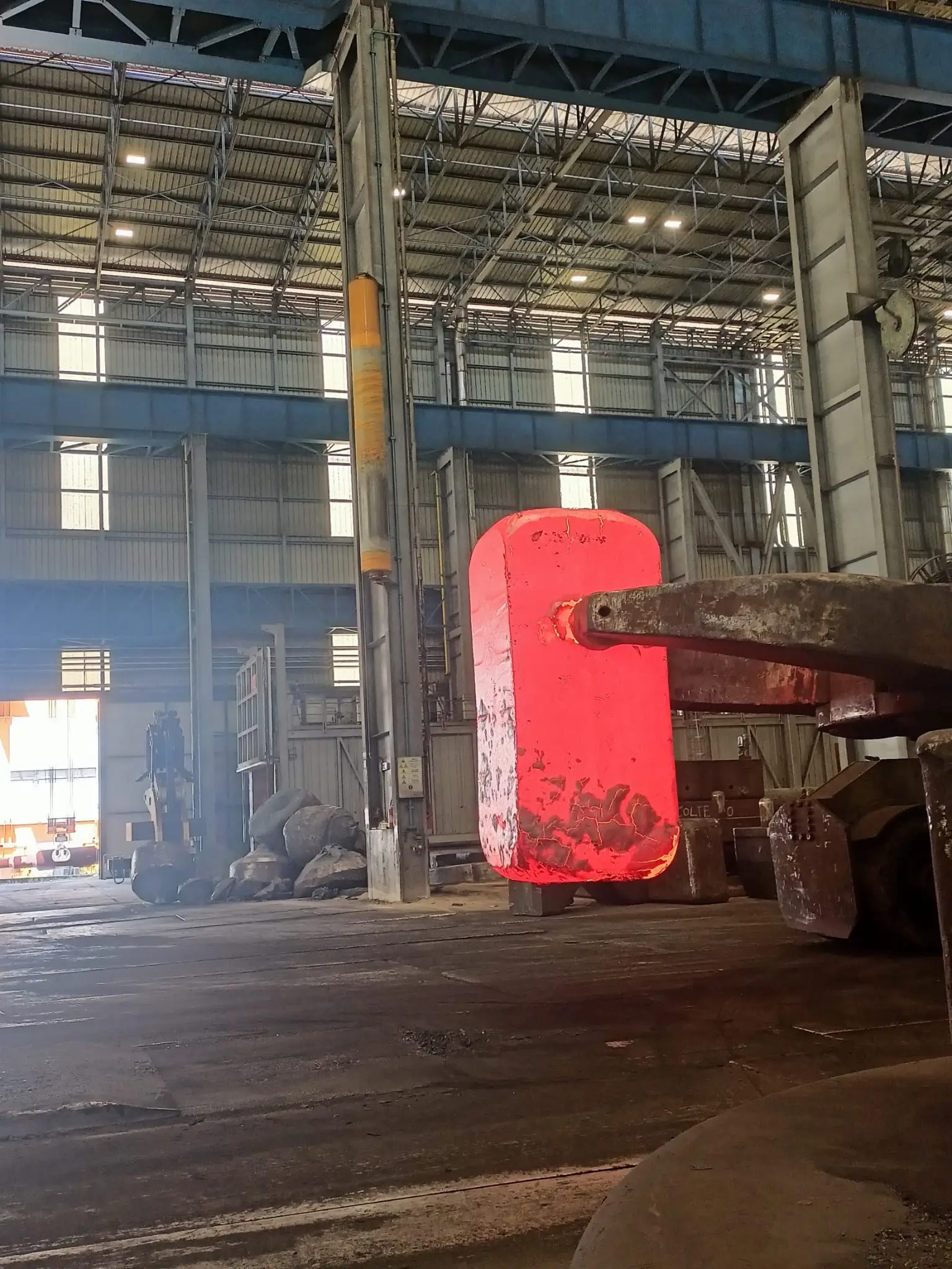 LiftLOK 4000mT QRT Forging 002